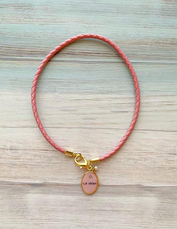 軽くて柔らか♪本革迷子札チャームチョーカー（小型犬、中型犬専用）サイズオーダーあり 1枚目の画像