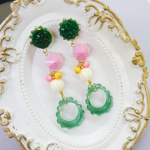 ピンクと緑のゴーヤチャンプル ピアス イヤリング 野菜 ごうや 夏 夏