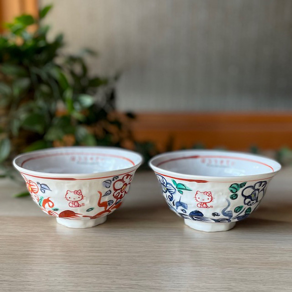 サンリオ ハローキティ×麦山窯 ろくべ型豆茶碗 - Hello Kitty 紅（あか） 1枚目の画像