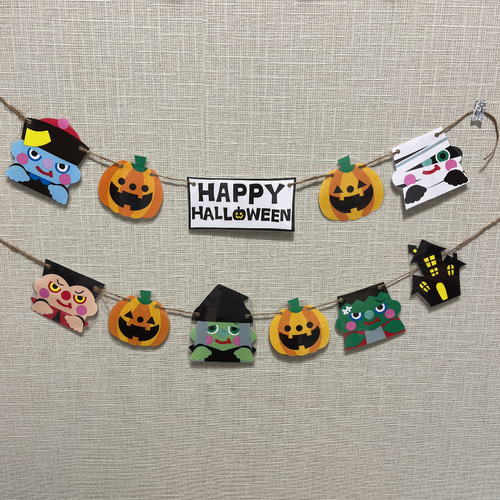 ハロウィンガーランド☆壁面飾り 型紙 nana 通販 11807580｜Creema