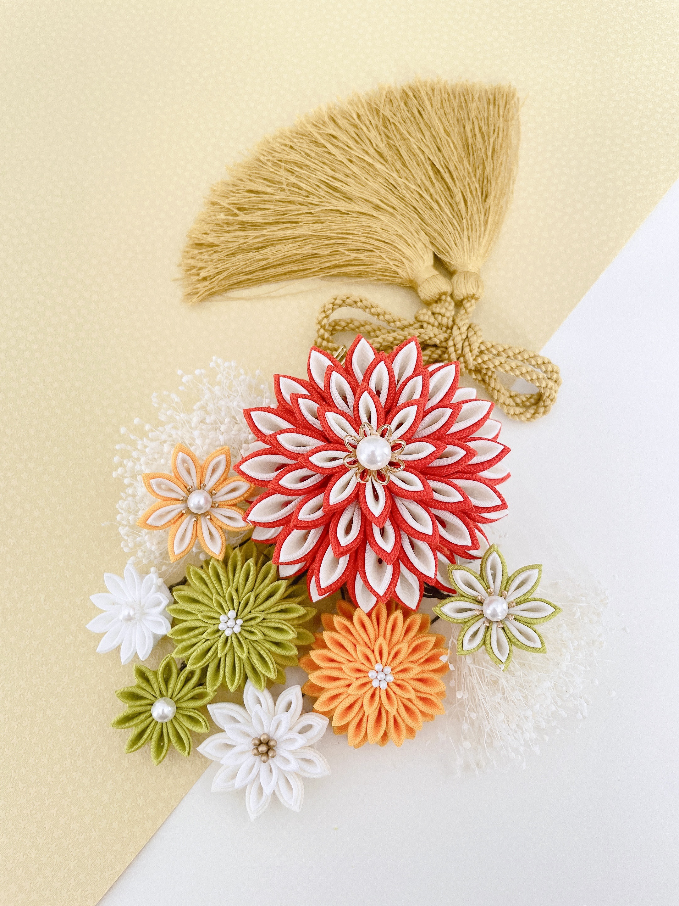 つまみ細工　髪飾り　＊レトロモダン　オレンジ×シトロンイエロー＊ 成人式　卒業式　結婚式