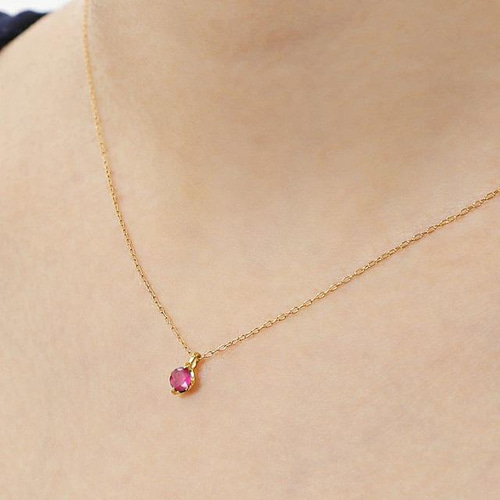 K18（刻印入）ルビーネックレス女王のように鮮烈な煌めき ネックレス 