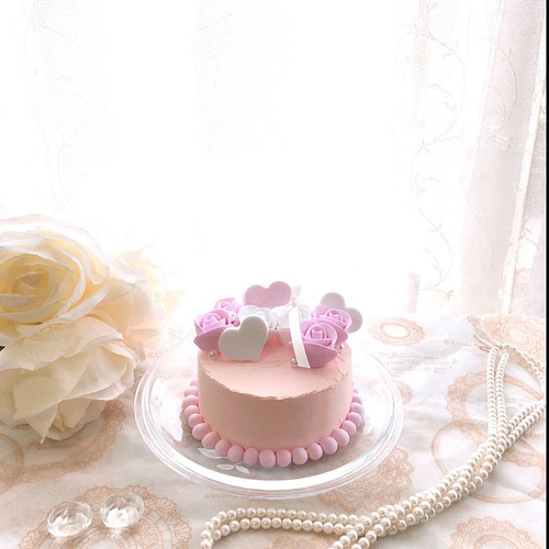 polly pocket バースデーサプライズケーキ リボン ピンク Polly Pocket Spin 'n Surprise Birthday Cake Playset – Unless