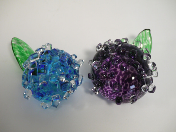 《モコモコさまオーダー品》紫陽花ペーパーウェイト　BlueとPurple 2枚目の画像