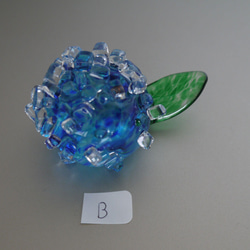 《モコモコさまオーダー品》紫陽花ペーパーウェイト　BlueとPurple 3枚目の画像