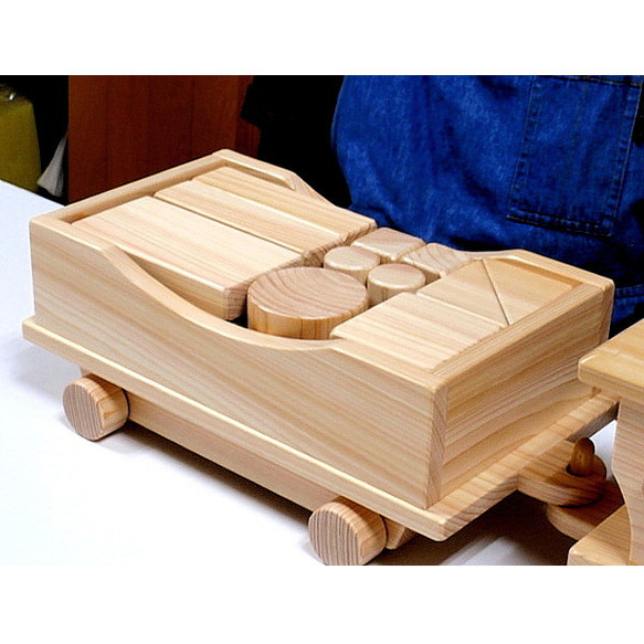積み木連結機関車18ピース・木のおもちゃ 6枚目の画像