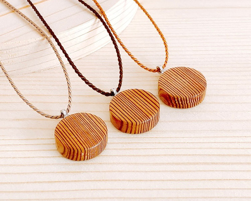 小さな〇ネックレス（屋久杉） ネックレス・ペンダント 森土産 通販
