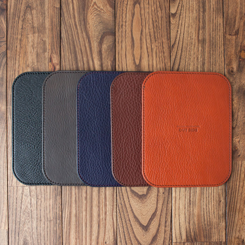 イタリア製牛革のマウスパッド ／ 12色