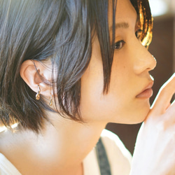オフィスでも使える定番ピアス！小さなしずく型のピアス（ゴールド/シルバー ）秋　プチギフト　メンズ　華奢　クリスマス 10枚目の画像