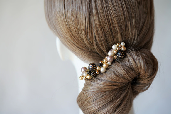 【フォーマルヘアに華やぐ ‟髪飾り” 】ー＊ドイツ金箔玉-hair comb- (black)＊ー 3枚目の画像