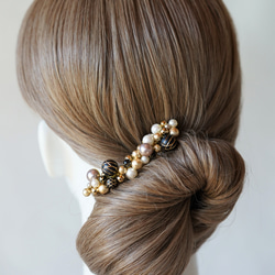 【フォーマルヘアに華やぐ ‟髪飾り” 】ー＊ドイツ金箔玉-hair comb- (black)＊ー 4枚目の画像