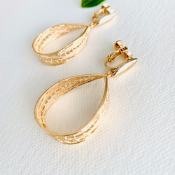 大ぶり ゴールドフープイヤリング  【Gold carving hoops 】 結婚式  発表会 14枚目の画像