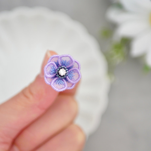 特集掲載】パープルブルーの花ピアス/イヤリング (受注生産  