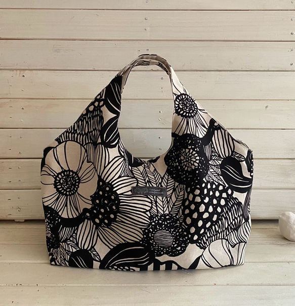 ハンドメイド モノトーンバックリボンワンピース BIGリボン ワッシャー