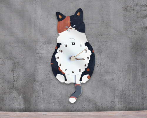 三毛猫 ショート レギュラーサイズ 時計 木製 振り子時計 掛け時計