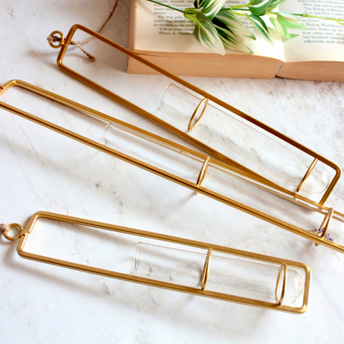 フラワーベース三点セット (このセットは購入者が決まってます) フラワーベース三点セット (このセットは購入者が決まってます)