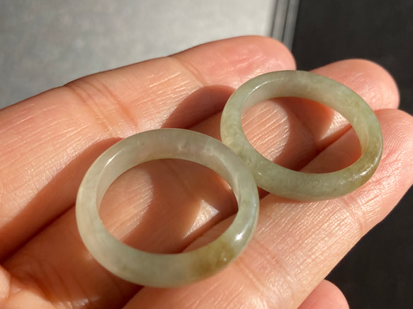 RG23-115 美品 20.5号 ミャンマー産 天然 本翡翠 リング 指輪 硬玉 くりぬき 誕生石 10枚目の画像