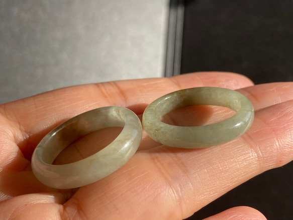 RG23-115 美品 20.5号 ミャンマー産 天然 本翡翠 リング 指輪 硬玉 くりぬき 誕生石 13枚目の画像