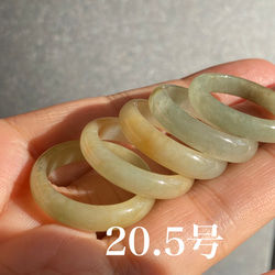 RG23-115 美品 20.5号 ミャンマー産 天然 本翡翠 リング 指輪 硬玉 くりぬき 誕生石 1枚目の画像