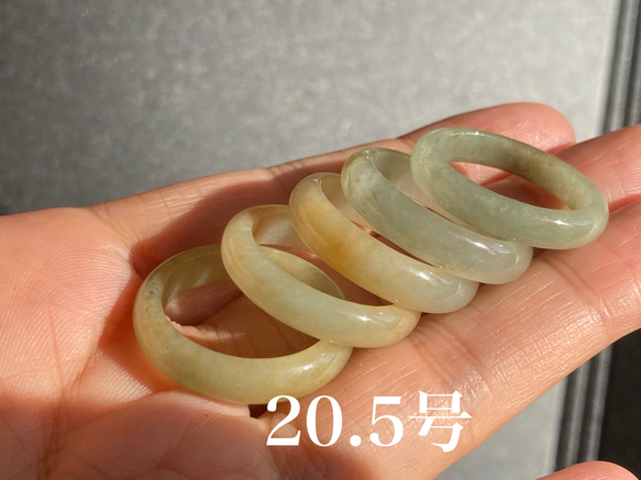 RG23-115 美品 20.5号 ミャンマー産 天然 本翡翠 リング 指輪 硬玉 くりぬき 誕生石 1枚目の画像