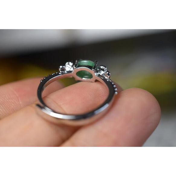 E199 天然ミャンマー産 緑 本翡翠 指輪 シンプル リング フリーサイズ 3枚目の画像