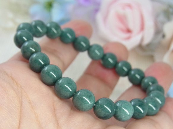 ビルマ産 本翡翠◆奇跡の石 濃厚系 モスグリーン お守り お洒落 ひすい シック パワー・ストーン 天然石ブレスF27① 6枚目の画像