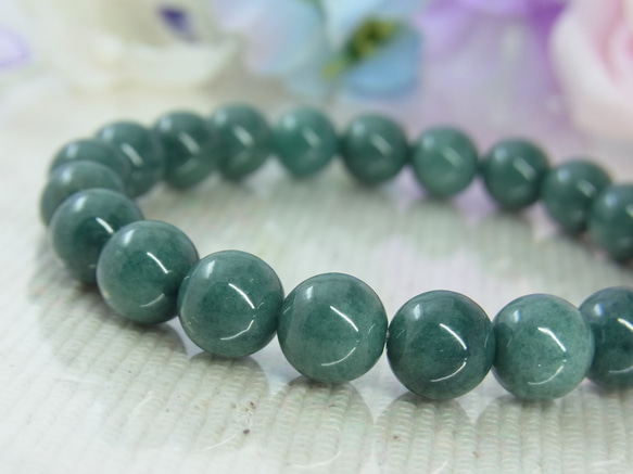 ビルマ産 本翡翠◆奇跡の石 濃厚系 モスグリーン お守り お洒落 ひすい シック パワー・ストーン 天然石ブレスF27① 2枚目の画像