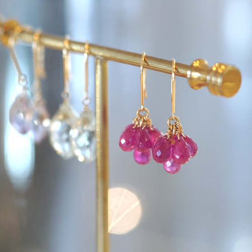 送料無料】K18 ルビー ドロップブリオレットカット フックピアス  