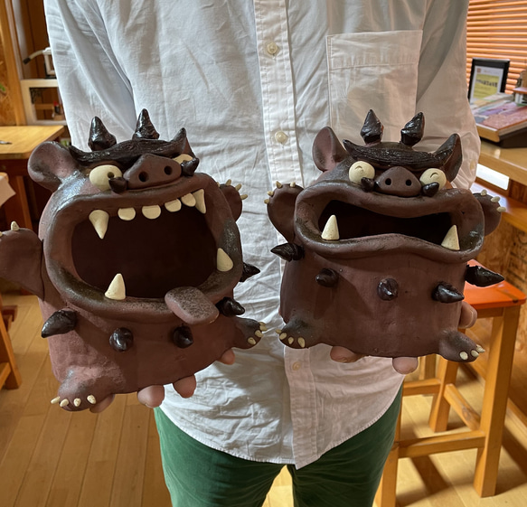【受注制作】特大シーサーの置き物（ペア）　陶器　笑う門には福来る！　置物　玄関 