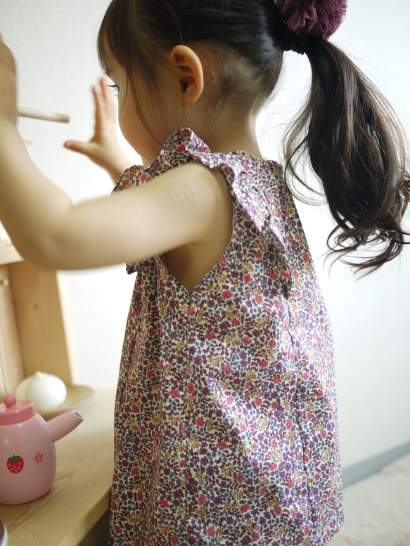 ＹＯＮＥ　子供用フリルブラウスの型紙　90~130ｻｲｽﾞ全サイズ記載　リバティ　子供服　パターン　 2枚目の画像