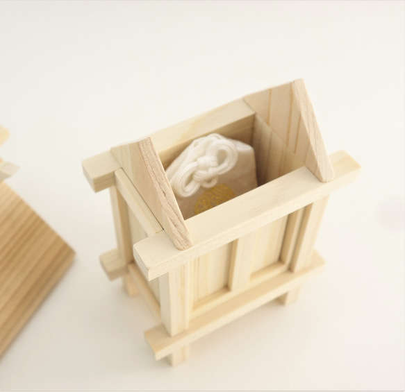 お守り入れ《伊勢》　　お守り　極小　神棚　伊勢神宮　神明造 人気・おすすめ｜使いやすい・旅行におすすめ 品質保証 全国発送 日本国内発送・最短翌日お届け