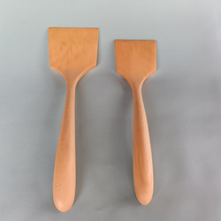 木のフライ返し（小）　( 国産材トチノキ ) 1枚目の画像