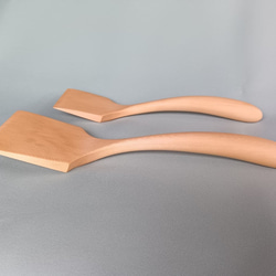 木のフライ返し（小）　( 国産材トチノキ ) 2枚目の画像