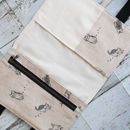 レビューブックカバー ハンドメイド