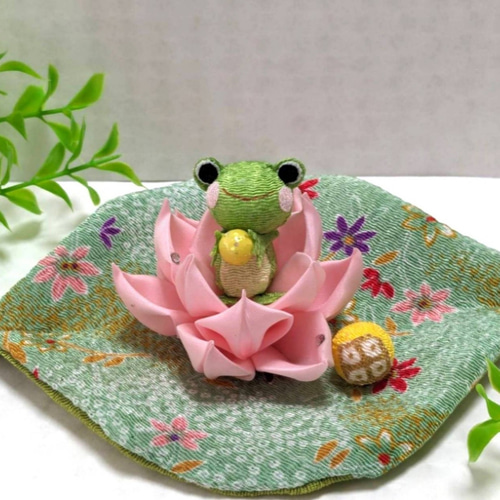 ちりめん細工 歳時記『初夏』 蓮の花と福かえる 即納できます！ その他
