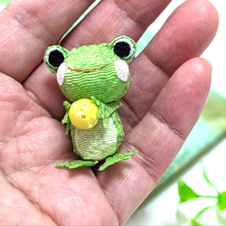 ちりめん細工　歳時記『初夏』  蓮の花と福かえる　即納できます！ 11枚目の画像