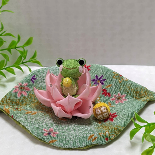 ちりめん細工 歳時記『初夏』 蓮の花と福かえる 即納できます！ その他