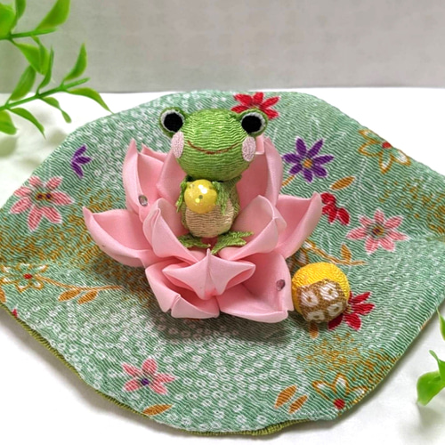 ちりめん細工 歳時記『初夏』 蓮の花と福かえる 即納できます！ その他