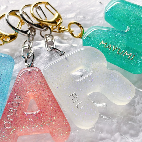 ⭐️あいき⭐️ページ。名入れチャーム、キーホルダー ⭐️あいき⭐️ページ。名入れチャーム、キーホルダー