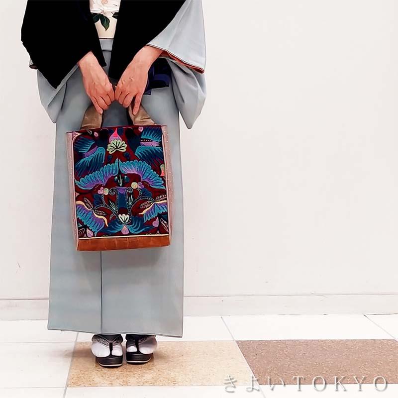 まりあんです★ 黒留袖　鳥模様　刺繍　NO44 ★