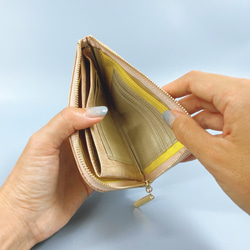 薄くて軽いコンパクトな財布 10枚カードポケット  クロコ型押し  ピンクベージュ 5枚目の画像