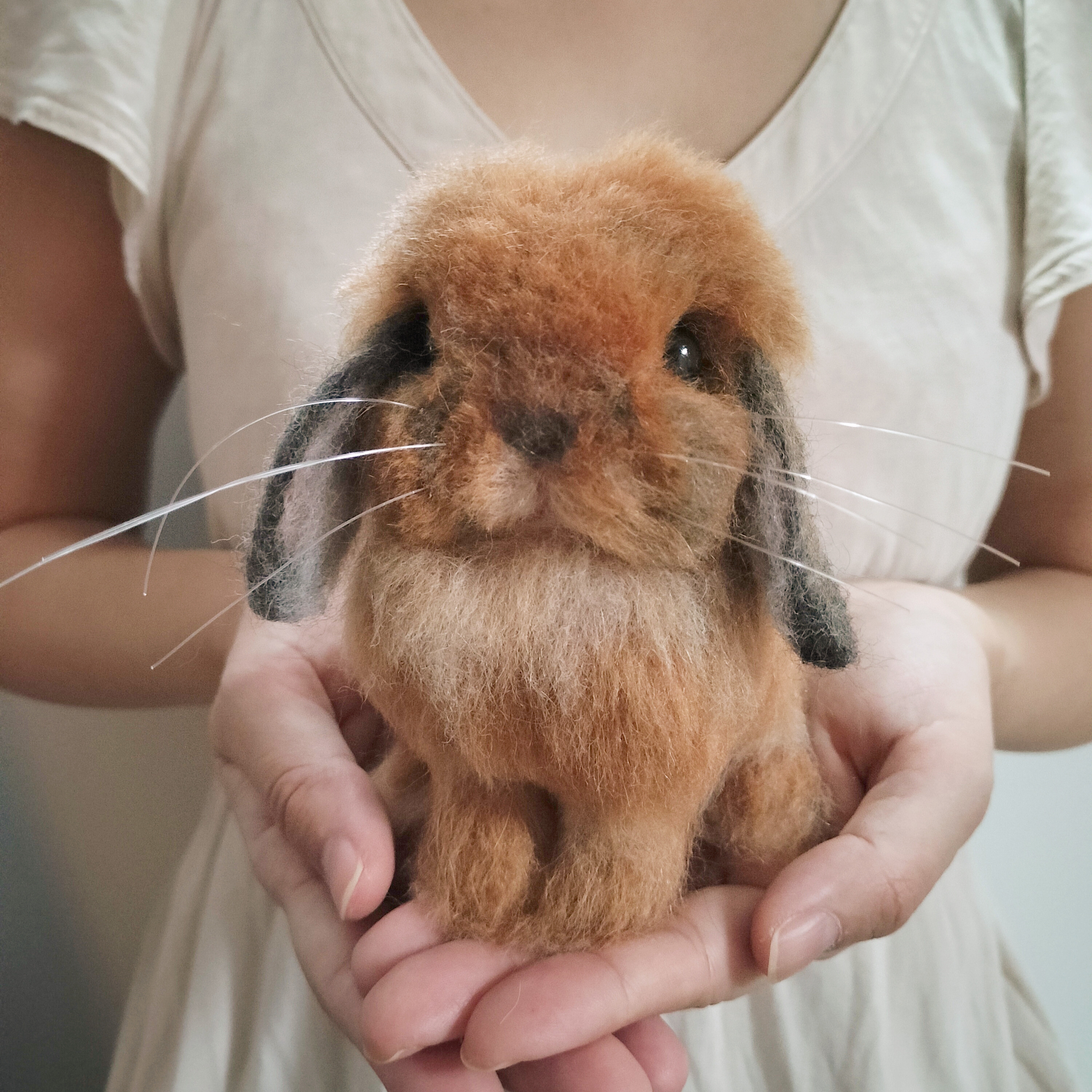 羊毛フェルト オーダー 「リアルで可愛いウサギちゃん」ホーランドロップイヤー 羊毛フェルトリアルうさぎ お座りホーランドロップ (ブロークン