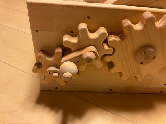 手作り　木のおもちゃ　無限ループのビー玉からくりマシン　3連トルネード　木製　知育玩具　ビー玉　プレゼント　 10枚目の画像