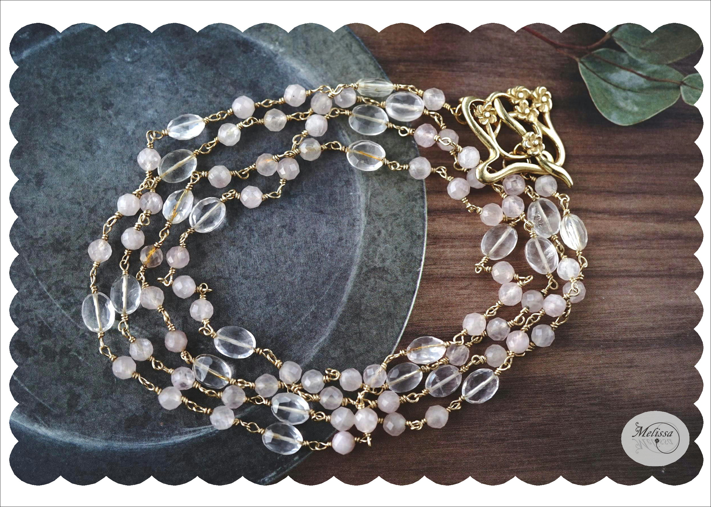 ローズクォーツのワイヤーロングネックレス