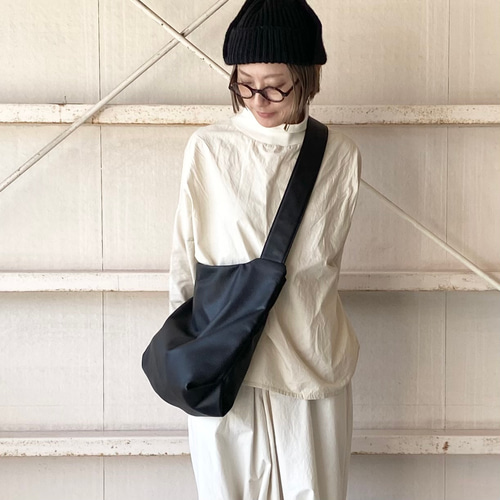 ◆新品未使用　h.myriad ショルダーポーチ　超特価価格 TB_SPF25_CAMPAIGN_KIRA_TURNLOC