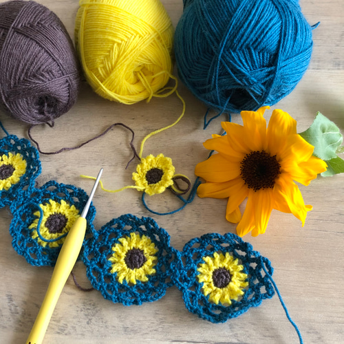 100センチ幅】モチーフ編み ひまわりのカフェカーテン カーテン haruno