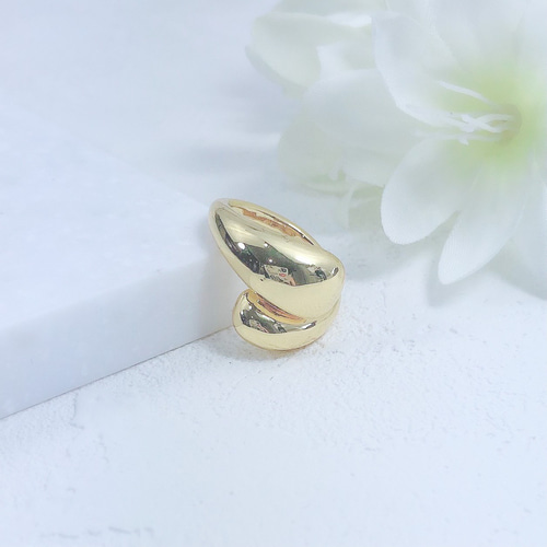 ふっくらとしたしずくがかわいい リング 12号 K10YG ふっくらとしたしずくがかわいい リング 12号 K10YG