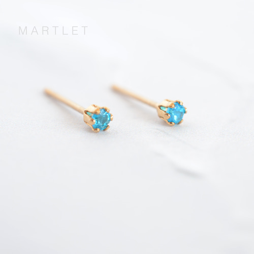 14kgf ネオンブルーアパタイト(2mm/6本爪) 天然石ピアス ピアス