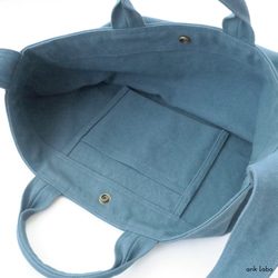 帆布のショルダートートバッグ（深青）【受注製作】 4枚目の画像