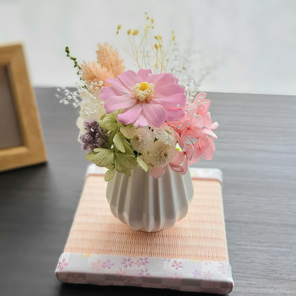 ジニアのかわいい仏花・お供え花　コンパクト・ミニサイズ 1枚目の画像